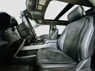 Camioneta Ford Super Duty F-350 SRW LARIAT de 2019