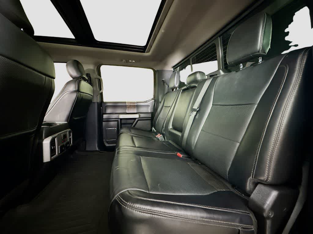 Camioneta Ford Super Duty F-350 SRW LARIAT de 2019