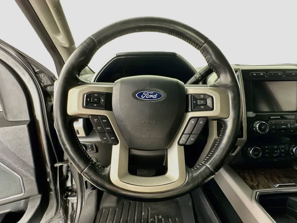 Camioneta Ford Super Duty F-350 SRW LARIAT de 2019