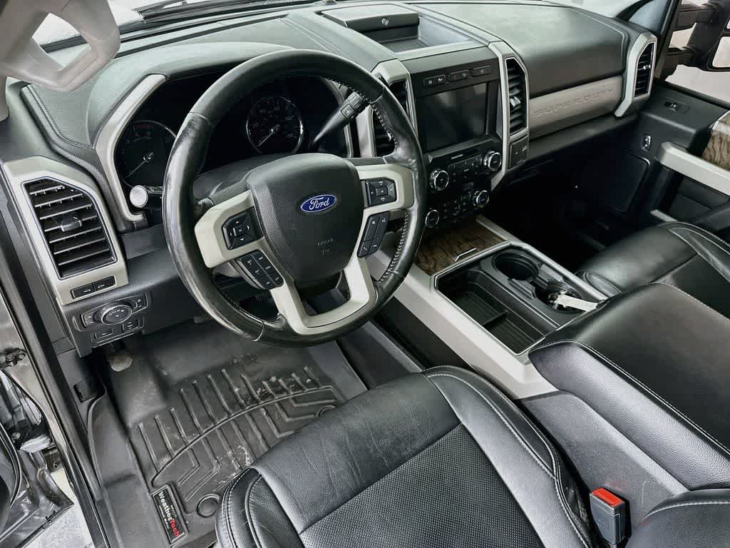 Camioneta Ford Super Duty F-350 SRW LARIAT de 2019