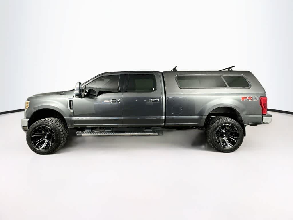 Camioneta Ford Super Duty F-350 SRW LARIAT de 2019