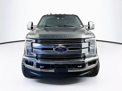 Camioneta Ford Super Duty F-350 SRW LARIAT de 2019