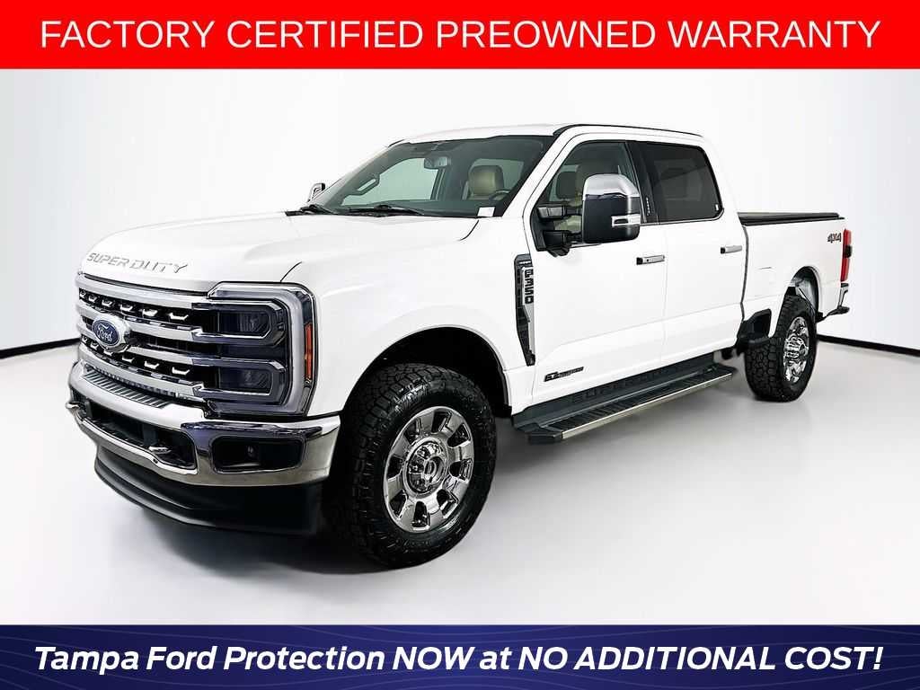 Ford Super Duty F-350 SRW LARIAT 2023