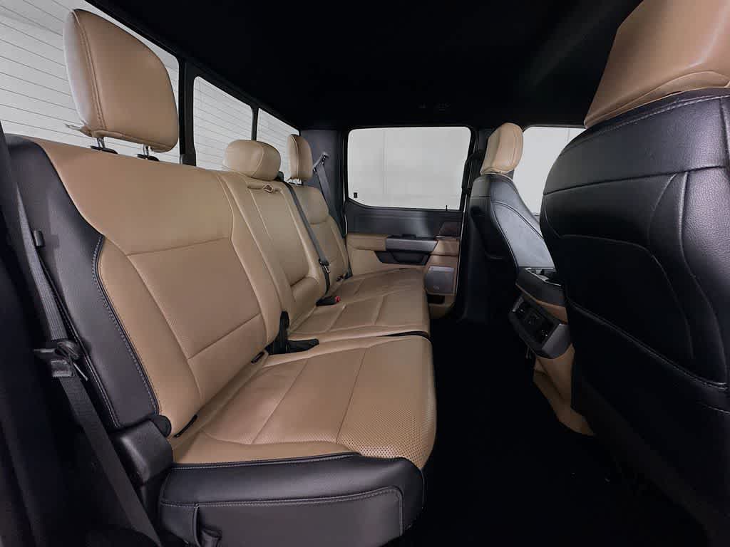 Ford Super Duty F-350 SRW LARIAT 2023