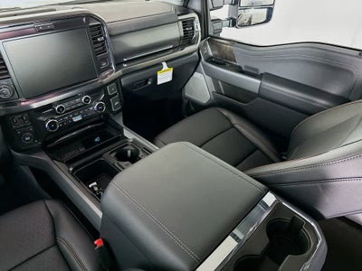 Ford Super Duty F-350 DRW Pickup LARIAT de 2026