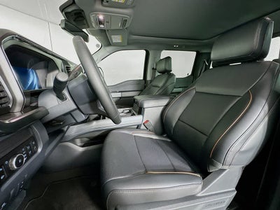 Ford Super Duty F-350 DRW Pickup LARIAT de 2026