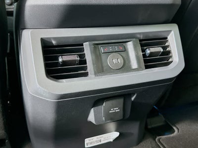 Ford Super Duty F-350 DRW Pickup LARIAT de 2026