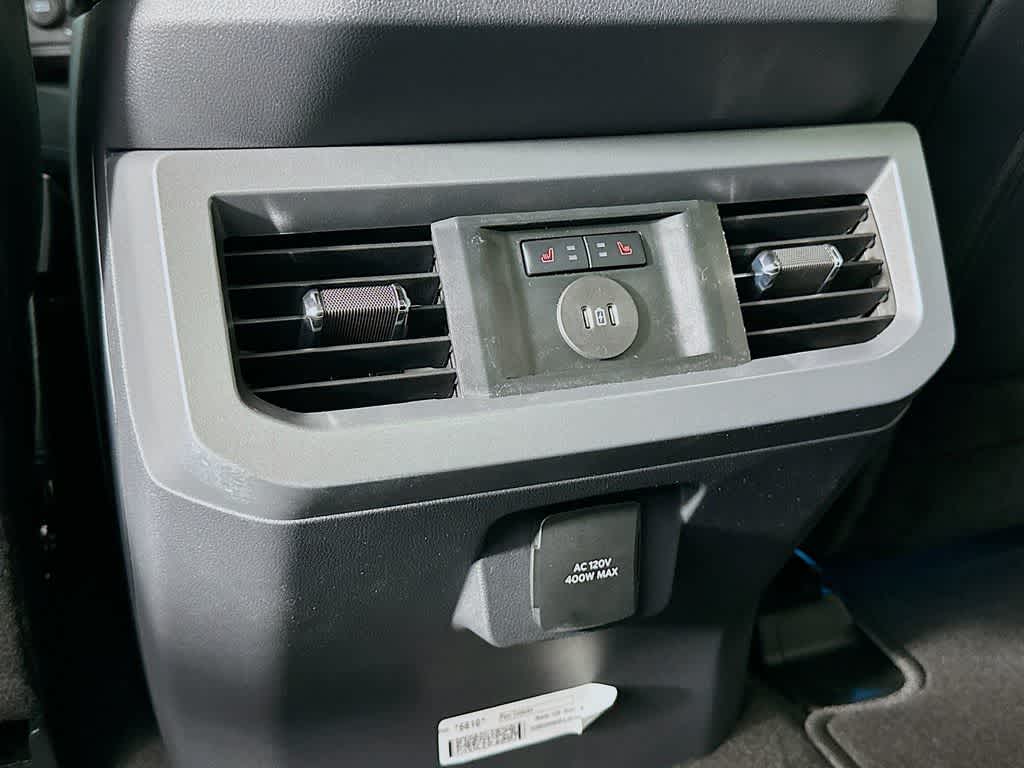Ford Super Duty F-350 DRW Pickup LARIAT de 2026