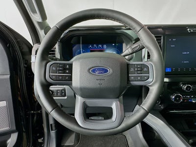 Ford Super Duty F-350 DRW Pickup LARIAT de 2026
