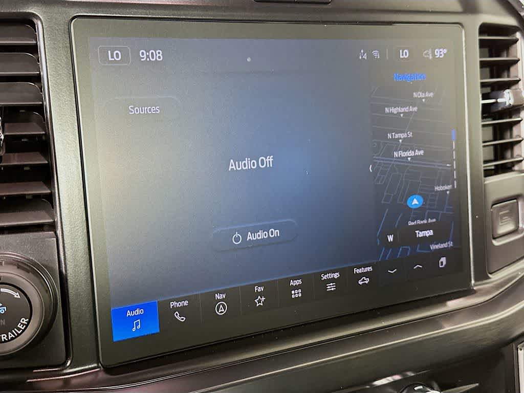 Ford Super Duty F-350 DRW Pickup LARIAT de 2026
