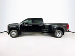 Ford Super Duty F-350 DRW Pickup LARIAT de 2026