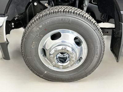Ford Super Duty F-350 DRW Pickup LARIAT de 2026