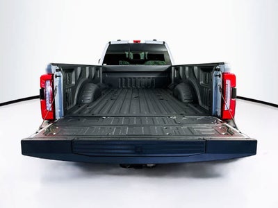 2026 Ford Super Duty F-350 DRW Pickup Platinum