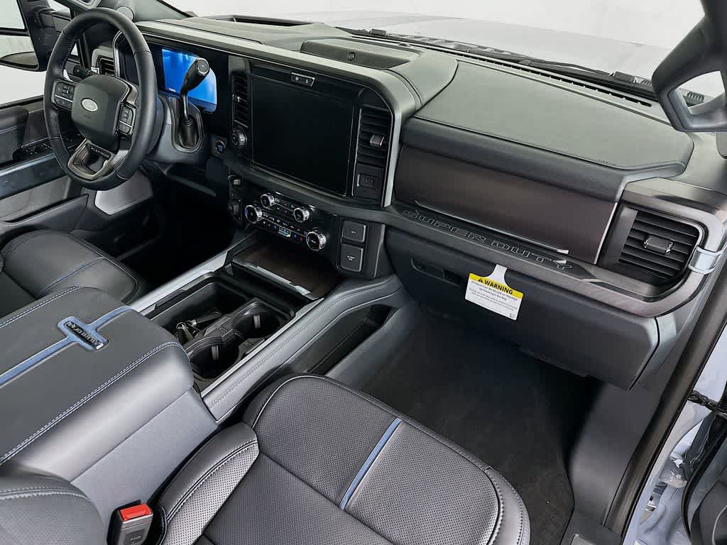 2026 Ford Super Duty F-350 DRW Pickup Platinum