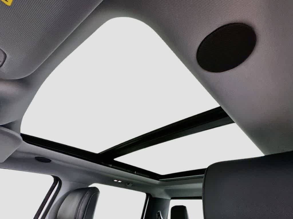 Ford Super Duty F-350 DRW Pickup LARIAT de 2027