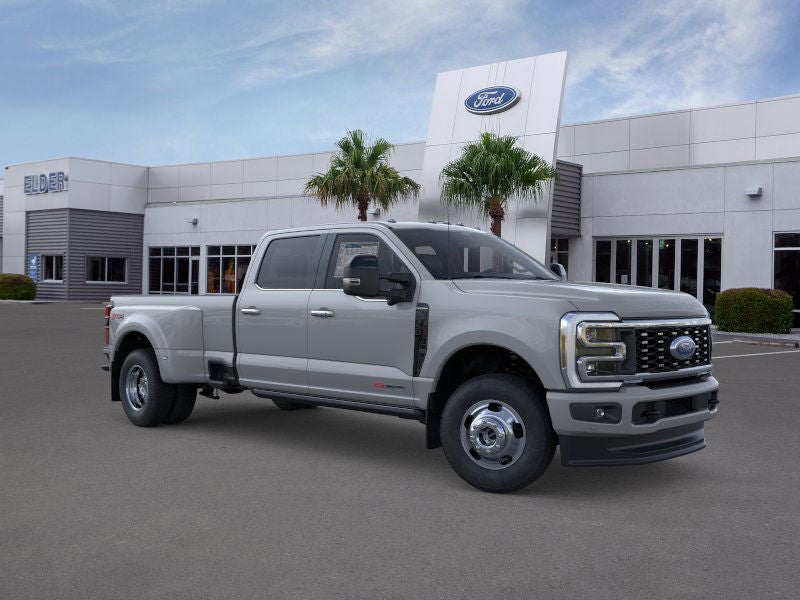 2026 Ford Super Duty F-350 DRW Platinum