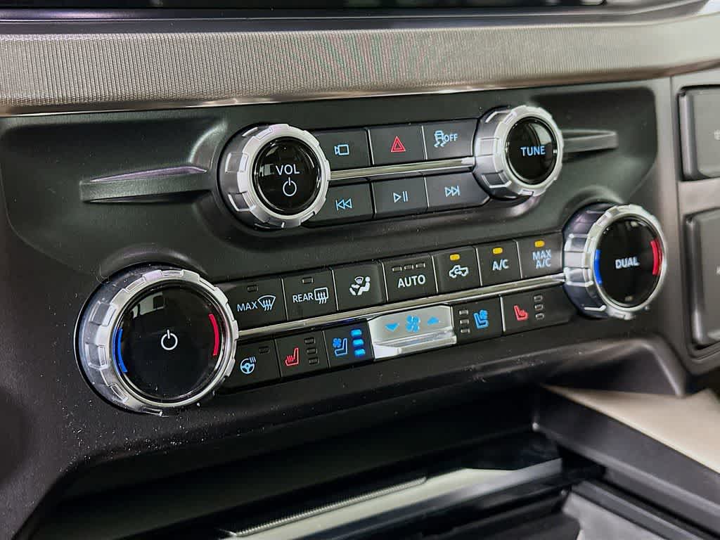 2026 Ford Super Duty F-350 DRW Platinum