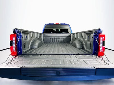 Ford Super Duty F-350 DRW LARIAT 2026