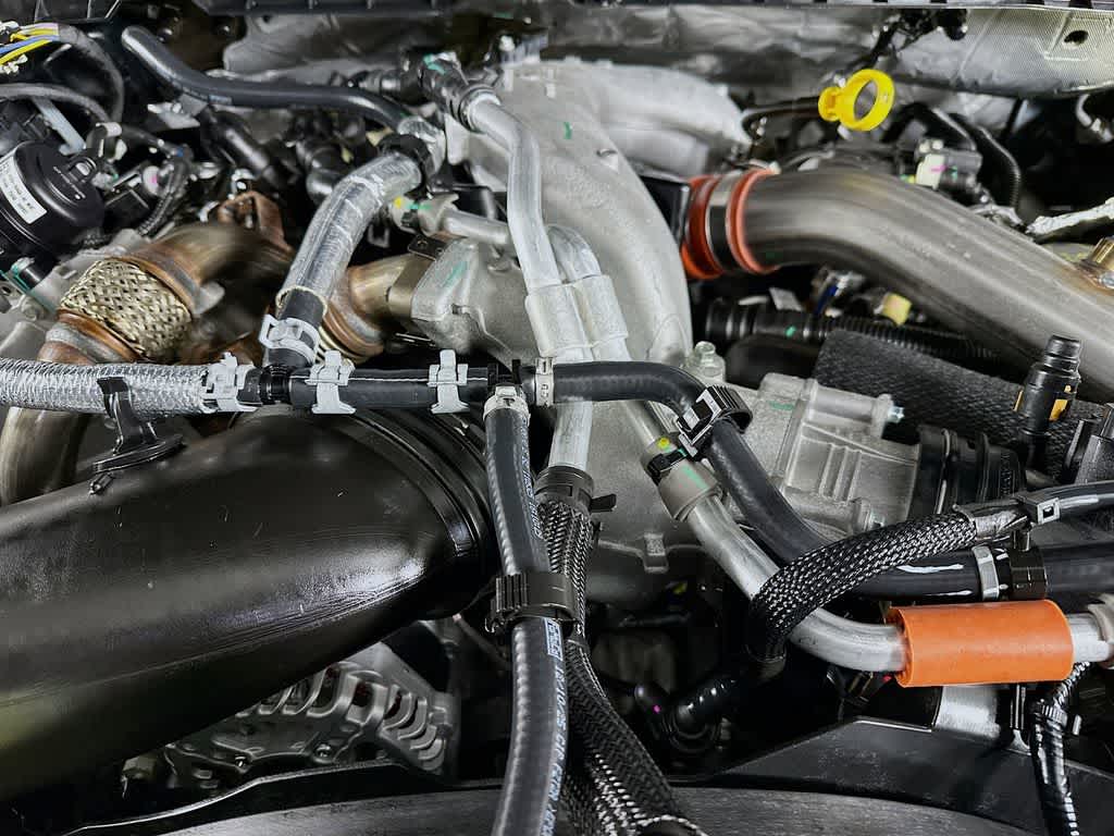 Ford Super Duty F-350 DRW LARIAT 2026