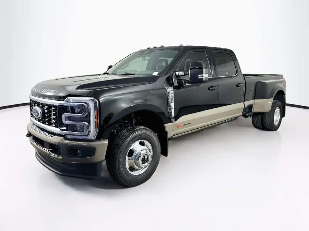 Ford Super Duty F-350 DRW Pickup King Ranch 2026