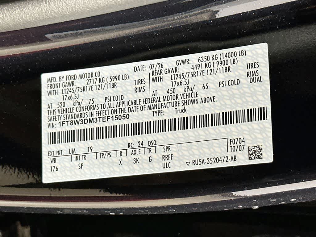 Ford Super Duty F-350 DRW Pickup King Ranch 2026
