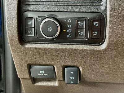 Ford Super Duty F-350 DRW Pickup King Ranch 2026