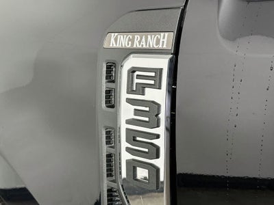 Ford Super Duty F-350 DRW Pickup King Ranch 2026