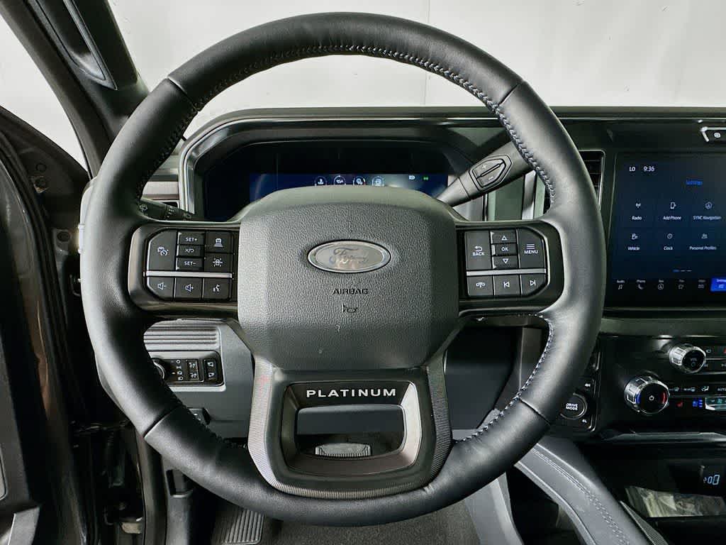 2026 Ford Super Duty F-350 DRW Platinum