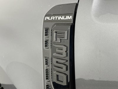 2026 Ford Super Duty F-350 DRW Platinum