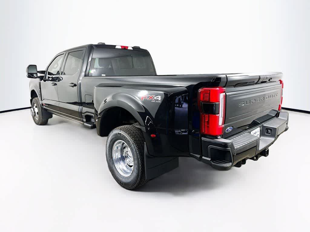 2026 Ford Super Duty F-350 DRW Pickup Platinum
