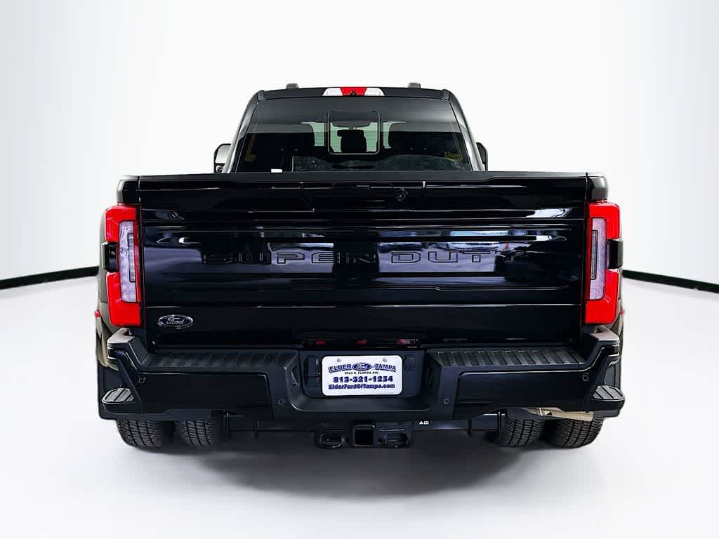 2026 Ford Super Duty F-350 DRW Pickup Platinum