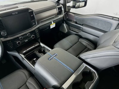 2026 Ford Super Duty F-350 DRW Pickup Platinum