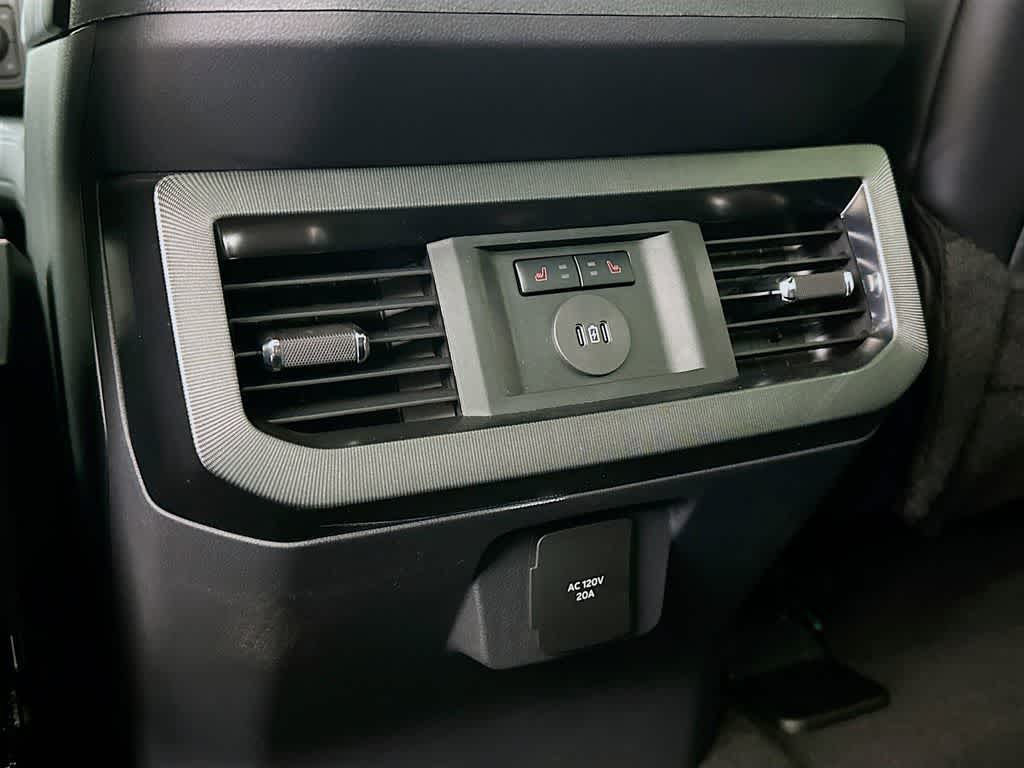 2026 Ford Super Duty F-350 DRW Pickup Platinum
