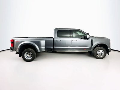 2026 Ford Super Duty F-350 DRW Pickup Platinum