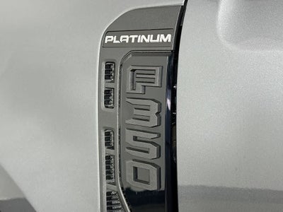 2026 Ford Super Duty F-350 DRW Pickup Platinum
