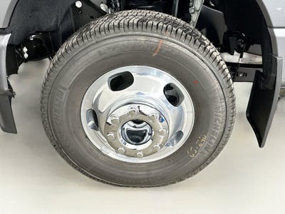 2026 Ford Super Duty F-350 DRW Pickup Platinum
