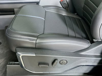 2026 Ford Super Duty F-350 DRW Pickup Platinum