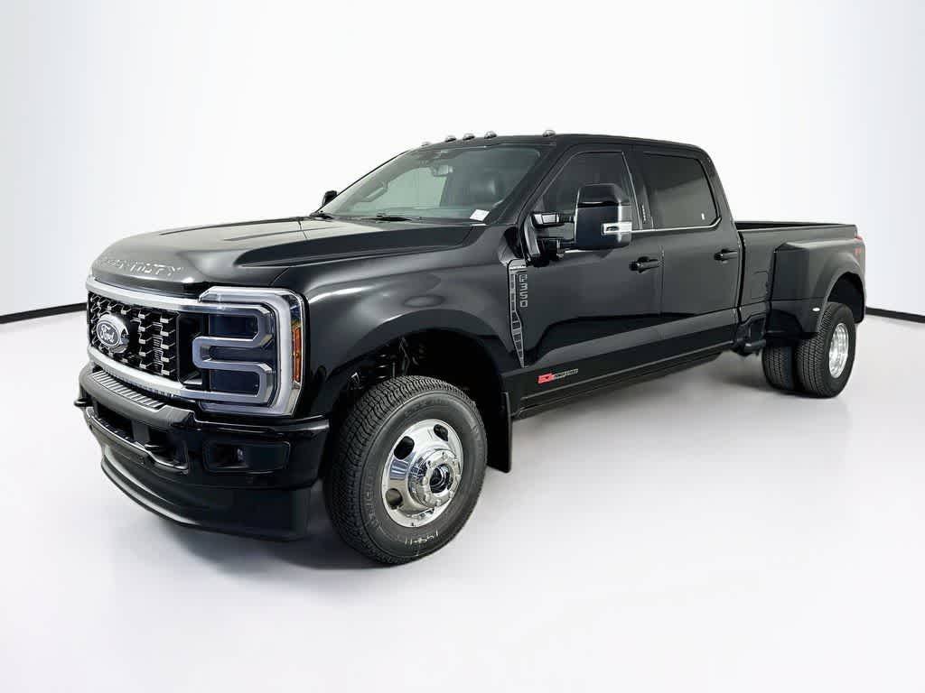 Ford Super Duty F-350 DRW Pickup Platinum de 2027