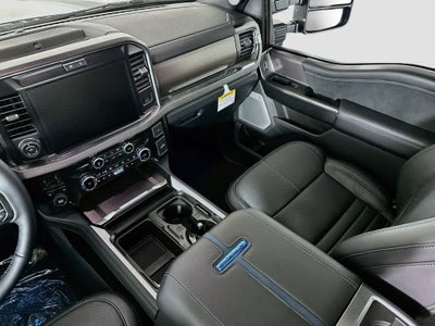 Ford Super Duty F-350 DRW Pickup Platinum de 2027