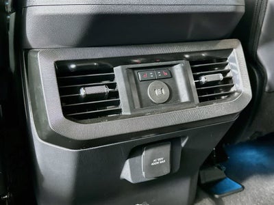 Ford Super Duty F-350 DRW Pickup Platinum de 2027