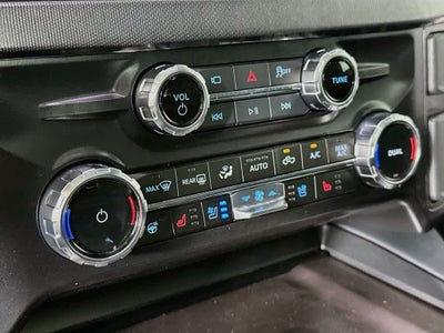 Ford Super Duty F-350 DRW Pickup Platinum de 2027