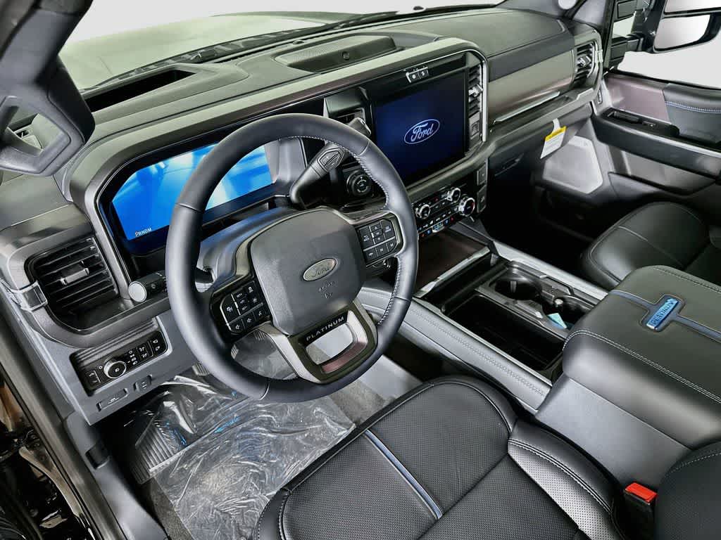Ford Super Duty F-350 DRW Pickup Platinum de 2027
