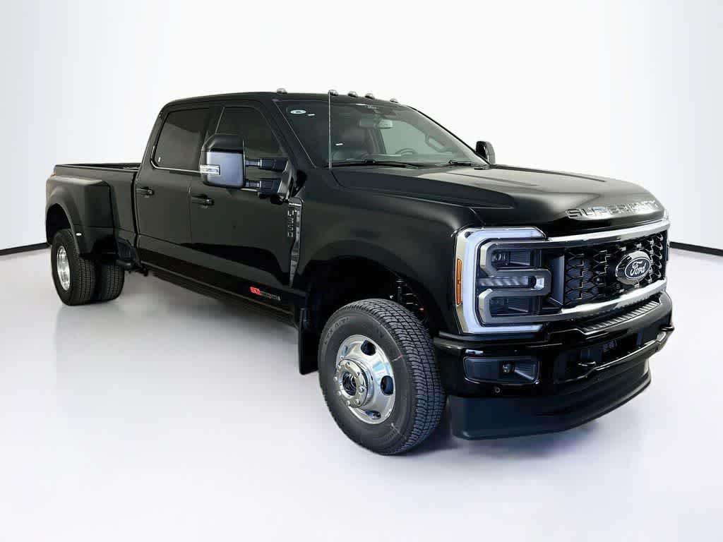 Ford Super Duty F-350 DRW Pickup Platinum de 2027
