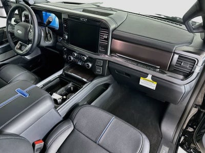 Ford Super Duty F-350 DRW Pickup Platinum de 2027