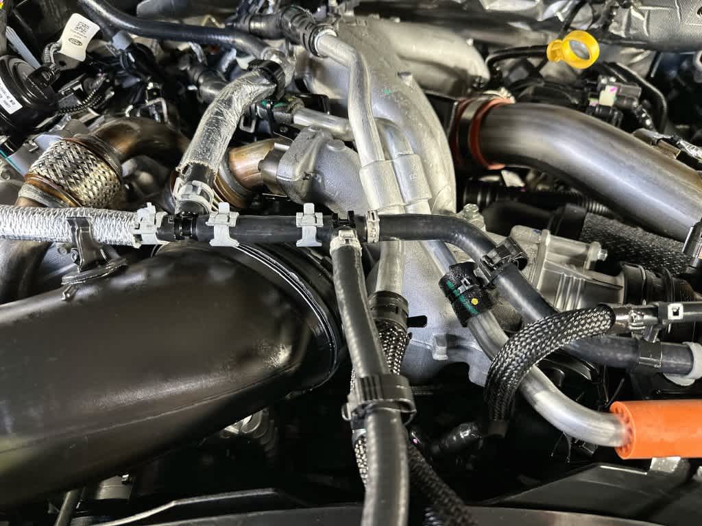 Ford Super Duty F-350 DRW Pickup Platinum de 2027