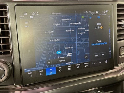 Ford Super Duty F-350 DRW Pickup LARIAT de 2026