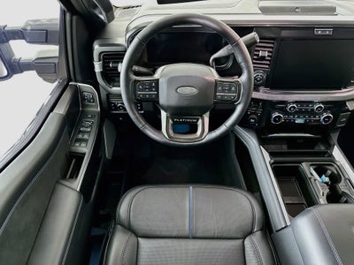 Ford Super Duty F-350 DRW Pickup Platinum de 2027