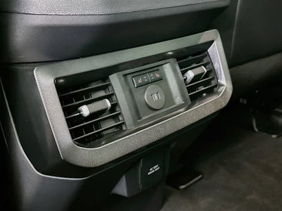 Ford Super Duty F-350 DRW Pickup Platinum de 2027