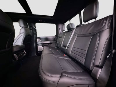 Ford Super Duty F-350 DRW Pickup Platinum de 2027