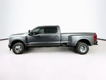 Ford Super Duty F-350 DRW Pickup Platinum de 2027